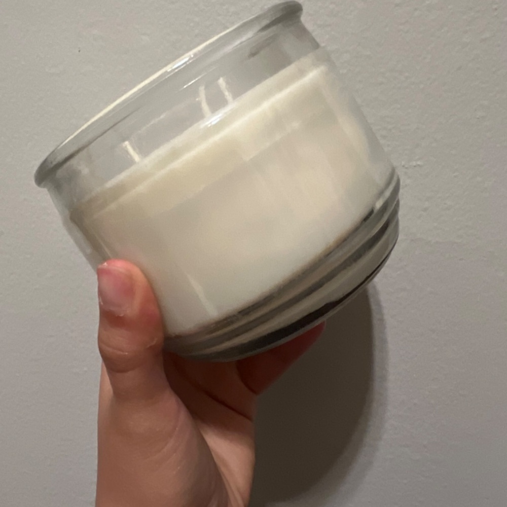 Grandma’s Jam 14 oz Candle - Picture 2 of 2